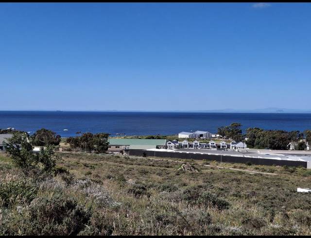 LAND FOR SALE IN SANDY POINT